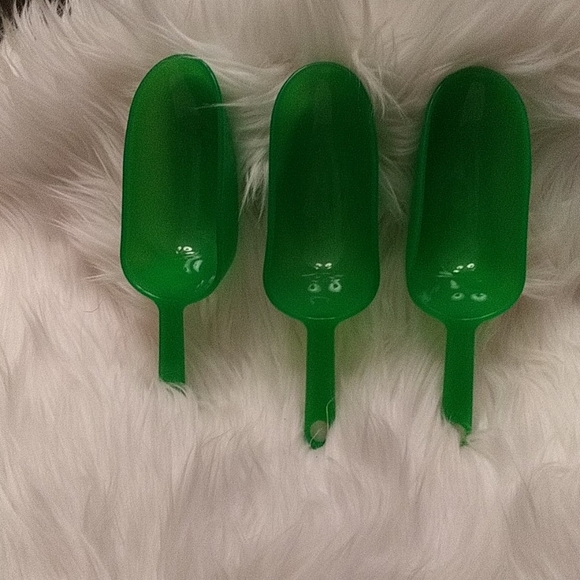 Party essentials - Picture 7 of 7